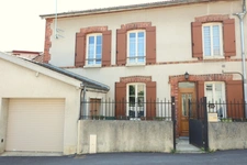 EPERNAY (51) Coteaux Ouest Maison à vendre 3 pièces avec garage à 5 minute du centre ville