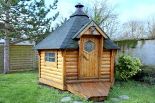 Dpt Marne (51), à vendre BISSEUIL Un ensemble de 4 gîtes en excellent état dont 12 chambres. Avec terrain et petite salle.
