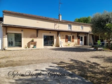 Maison de plain-pied - 5 pièces - 3 chambres - SAINT PIERRE D'EYRAUD (24) - Terrain 35251 m²
