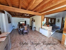 Maison de plain-pied - 5 pièces - 3 chambres - SAINT PIERRE D'EYRAUD (24) - Terrain 35251 m²