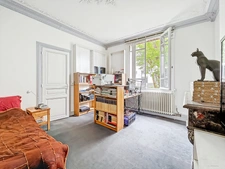 Appartement deux pièces en rez-de-jardin 