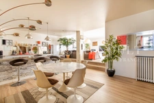 Loft avec terrasse, proche du centre-ville