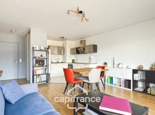 Appartement 3 pièces dans une résidence recherchée, avec balcon et parking 