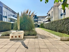 Appartement 3 pièces dans une résidence recherchée, avec balcon et parking 