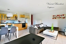 Appartement à vendre 4 pièces GAILLARD (74) avec garage, cave et balcon d’angle