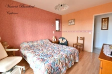 CRANVES-SALES – Appartement T4 traversant 96 m² – Vue exceptionnelle