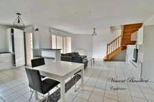 Appartement à louer 5 pièces LA ROCHE SUR FORON (74) + GARAGE + CAVE