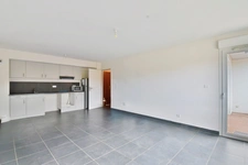 Appartement à vendre 3 pièces REIGNIER (74) avec terrasse, cave et double stationnement en sous-sol