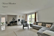 Maison rénovée à vendre 4 pièces SCIENTRIER (74)-3 chambres- Combles aménageables- Jardin et stationnement