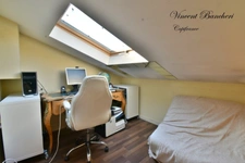 Maison familiale d'environ 160 m² avec piscine, 5 chambres et terrain de plus de 1160 m² au cœur d'un secteur prisé de Reignier
