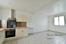 Appartement T3 duplex à vendre à NANGY avec cave et 2 places de parking