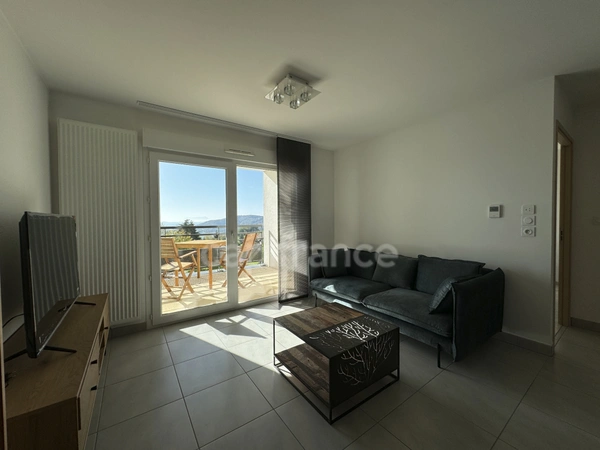 A LOUER T2 meublé de 43 m² avec garage et parking, Les Ollières
