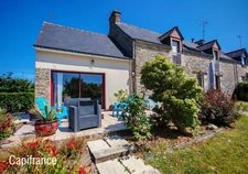 Maison familiale en pierre, 4 chambres, terrain arboré, proche commodités, Vannes, Ploërmel, vie de plain-pied, rénovation, tout-à-l'égout.