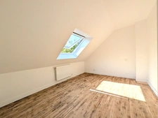 Maison rénovée - 5 pièces - MALESTROIT (56) - Vannes - terrain