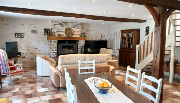 Maison en pierre - dépendances - piscine - campagne - charme - CARENTOIR (56)