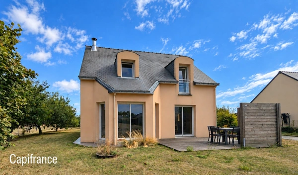 Maison à vendre 6 pièces LA GACILLY (56) - grand terrain - 4 chambres - 2 garages