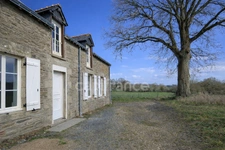 Maison en pierre rénovée – Vue campagne – Ruffiac (56)