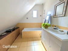 Maison à vendre 6 pièces LA GACILLY (56) - grand terrain - 4 chambres - 2 garages