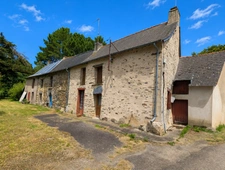 Ensemble maisons en pierre à rénover, calme, campagne - proximité CARENTOIR - LA GACILLY - GUER - REDON