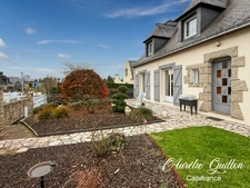 Maison familiale 152 m² – 5 chambres – Sous-sol complet – Piscine chauffée – Bourg de La Chapelle-Caro