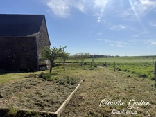 LONGÈRE RÉNOVÉE 165 m² – LUMINEUSE, BEAUX VOLUMES ET CHARME DE LA PIERRE