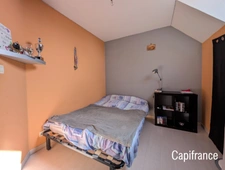 Longère rénovée PLOERMEL (Morbihan) – 140 m² – 4 chambres – Terrain arboré 2700 m² – Dépendance – DPE C – 25 min Vannes