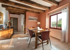 Maison familiale en pierre, 4 chambres, terrain arboré, proche commodités, Vannes, Ploërmel, vie de plain-pied, rénovation, tout-à-l'égout.