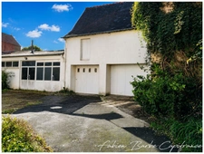 IMMEUBLE DE RAPPORT centre ville de Guer – 394 m²  (56)