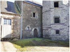 15th century manor house in Néant-sur-Yvel (56430)
