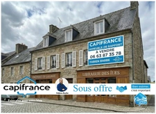 Immeuble de rapport avec local commercial + appartement – Rentabilité 8 % – GUER (56) – Saint-Cyr Coëtquidan