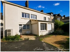 IMMEUBLE DE RAPPORT centre ville de Guer – 394 m²  (56)