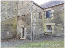 15th century manor house in Néant-sur-Yvel (56430)