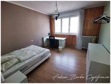 IMMEUBLE DE RAPPORT centre ville de Guer – 394 m²  (56)
