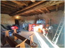 À vendre – Charmante longère en pierre avec dépendance à MERNEL (proche Guer & Brocéliande)