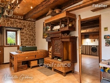  CORRÈZE – PROPRIÉTÉ SUR 6 HECTARES, SOURCE, FORET AVEC MAISON PRINCIPALE ET 4 GÎTES – VALLÉE DE LA DORDOGNE