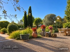 EXCLUSIVITÉ – BELLE DEMEURE DE CARACTÈRE AVEC GRAND PARC ET PISCINE AU CŒUR DE MEYSSAC