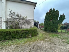 Maison de 4 chambres- fort potentiel à Meyssac