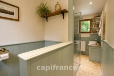 Maison de charme sur les hauteurs de Beaulieu-sur-Dordogne 4 chambres, terrain, source d'eau