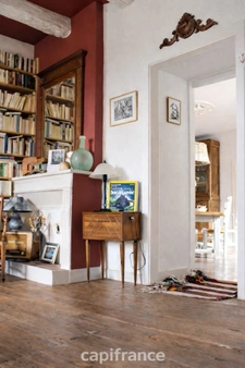 Elegant 18th Century House with panoramic views.  Nestled between Collonges La Rouge and Martel