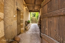 Maison de caractère du XIVe siècle avec grange et piscine – Proche à Beaulieu sur Dordogne, Vallée de la Dordogne, Corrèze