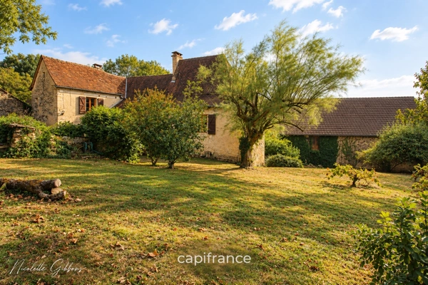 Maison de caractère du XIVe siècle avec grange et piscine – Proche à Beaulieu sur Dordogne, Vallée de la Dordogne, Corrèze