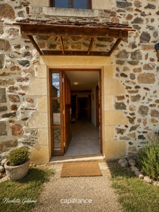  Gagnac-sur-Cère – Grange restaurée avec piscine et vue sur la campagne