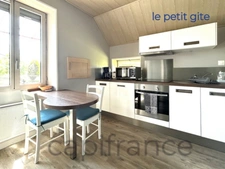 Ensemble de propriété - 3 maisons restaurées et une vaste grange secteur Lanteuil