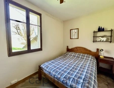 Charmante maison en pierres avec 4 chambres, Liourdres
