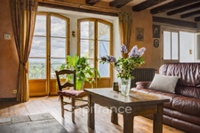 Character property approximately 20 minutes from Collonges-la-Rouge and 20 minutes from Brive-la-Gaillarde