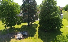Ensemble de propriété - 3 maisons restaurées et une vaste grange secteur Lanteuil