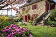 Charmante maison de campagne avec jardin et garage
