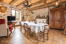 Maison de caractère du XIVe siècle avec grange et piscine – Proche à Beaulieu sur Dordogne, Vallée de la Dordogne, Corrèze