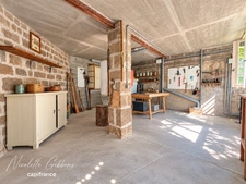 Ensemble de propriété - maison bourgeoise, deuxième logement/bureaux, grange, 1 hectare