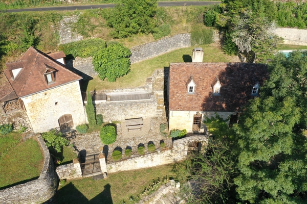 Charmante propriété proche à Martel